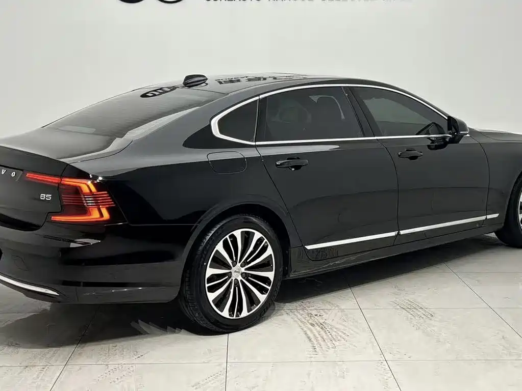 Volvo S90 2024 — фото 3