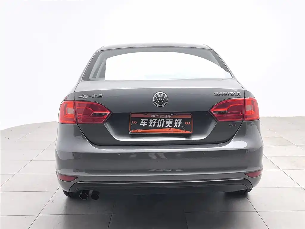 Volkswagen Sagitar 2012