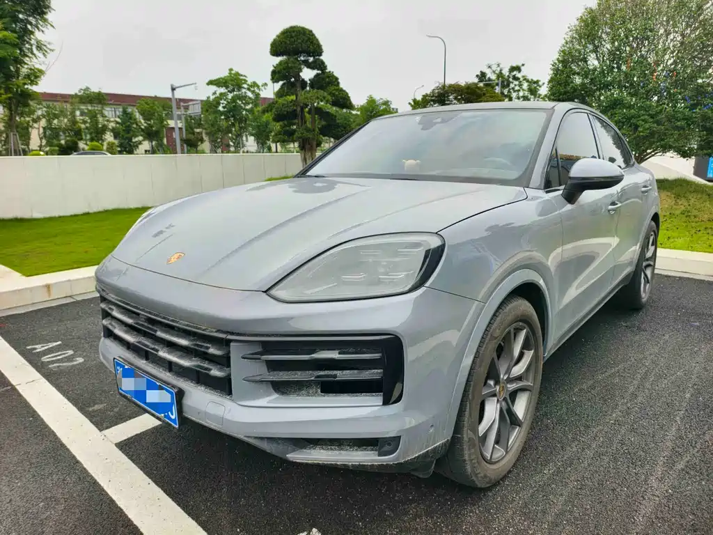 Porsche Cayenne 2024