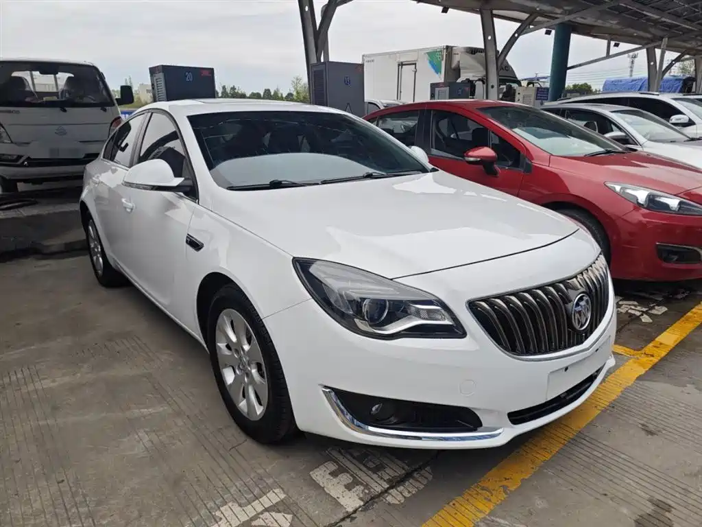 Buick Regal 2017 — фото 4