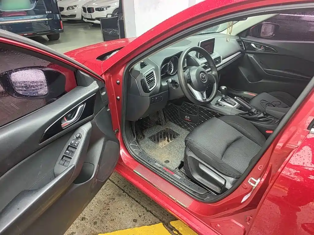 Mazda 3 Axela 2016 — фото 16