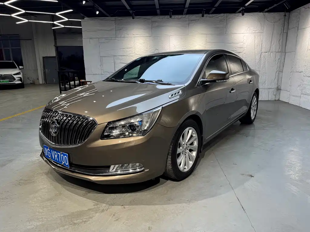 Buick LaCrosse 2015 — фото 1