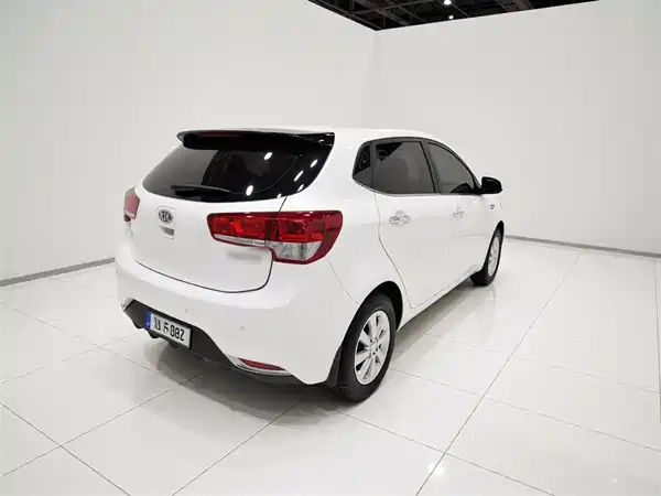 Kia K2 2015