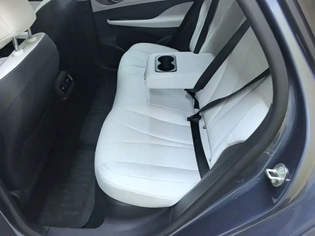 BYD Seal 05 DM-i 2025 — фото 17
