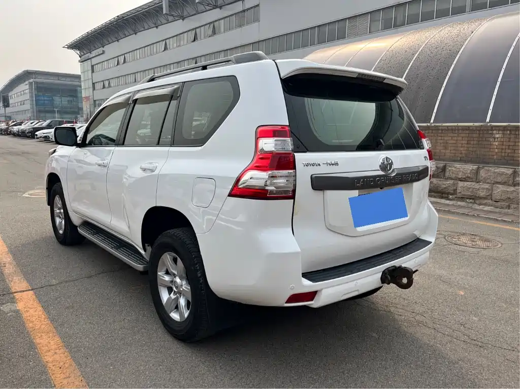 Toyota Prado 2014