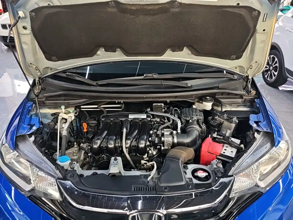 Honda Fit 2018 — фото 20