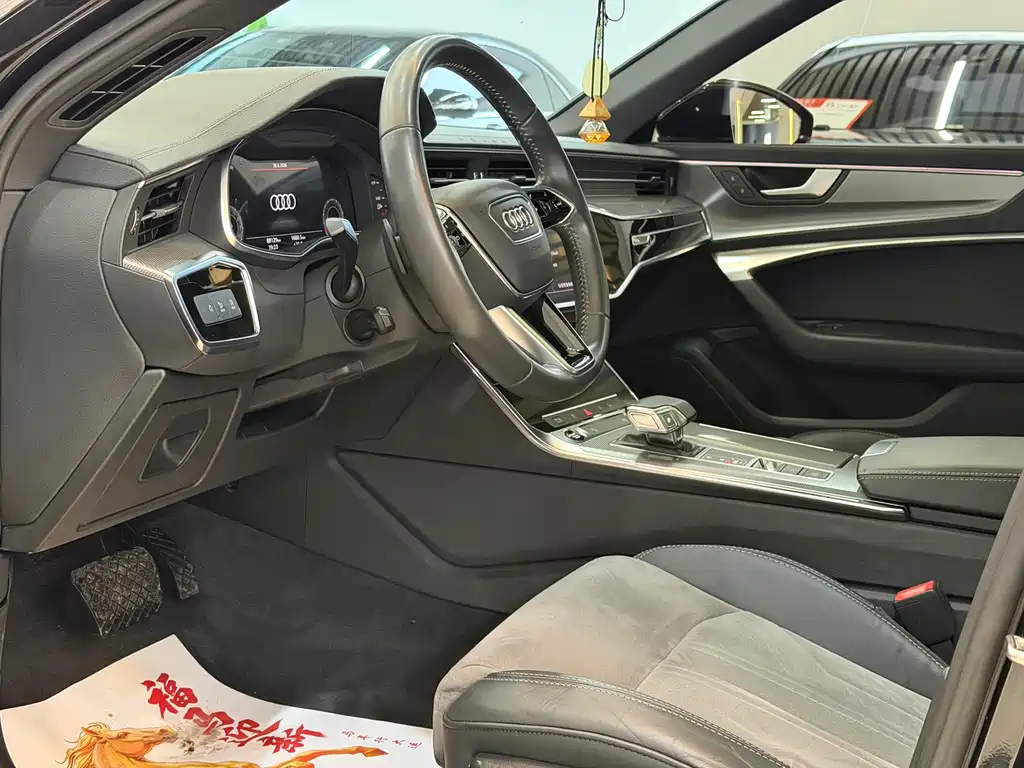Audi A6L 2021
