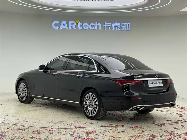 Mercedes-Benz E-Class 2023