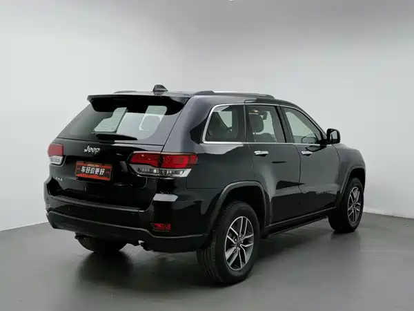 Jeep Grand Cherokee 2020