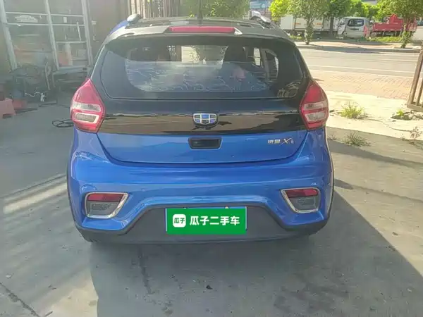 Geely Vision X1 2017