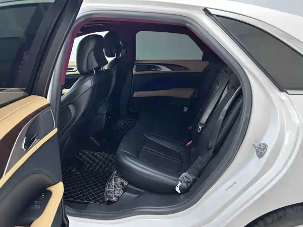 Lincoln MKZ 2020