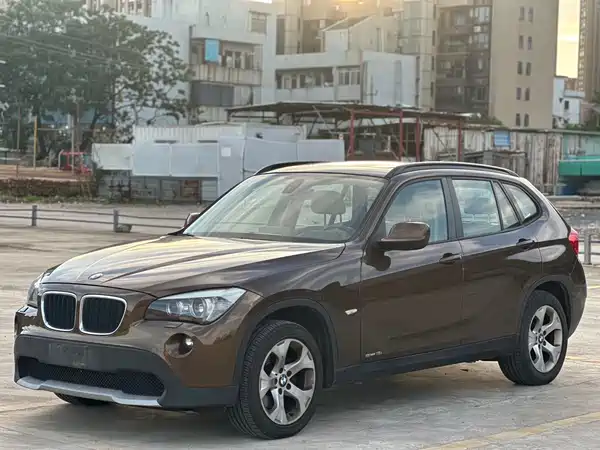 BMW X1 2011