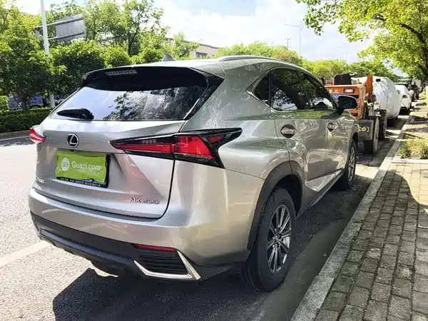 Lexus NX 2018