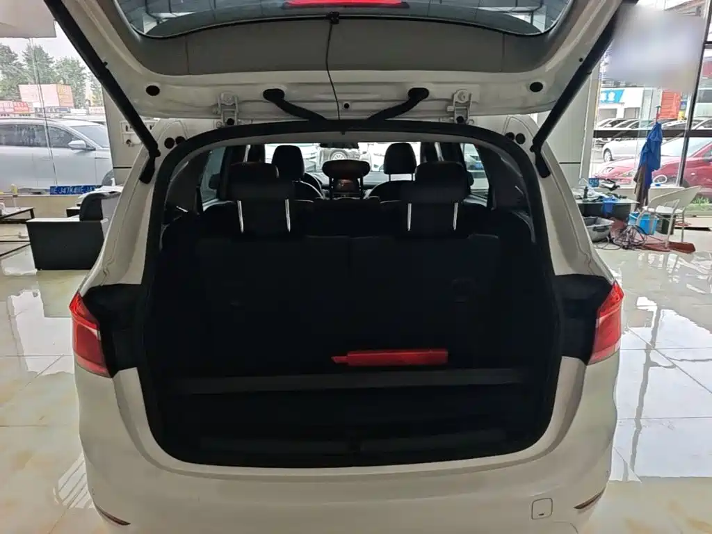 BMW 2 Series Gran Tourer 2018 — фото 19