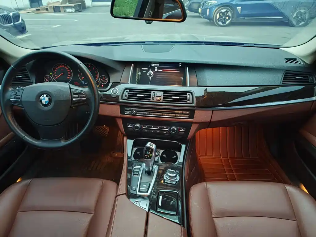 BMW 5 Series 2016 — фото 4