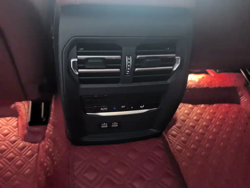 BMW 3 Series 2022 — фото 11