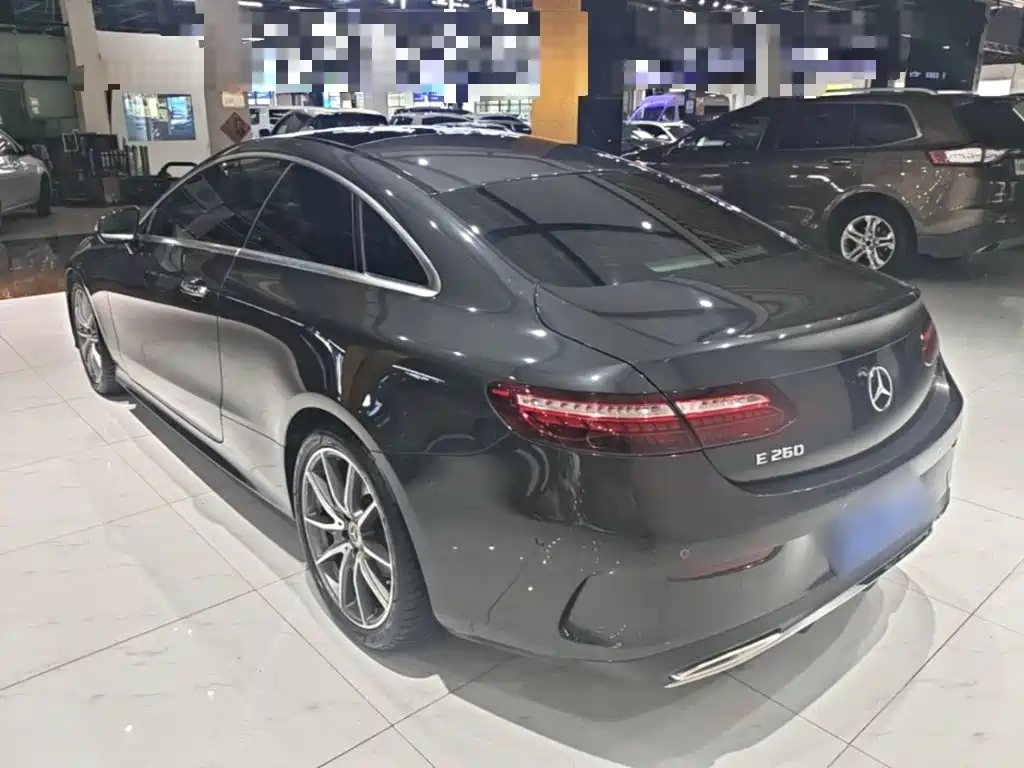 Mercedes-Benz E-Class 2021