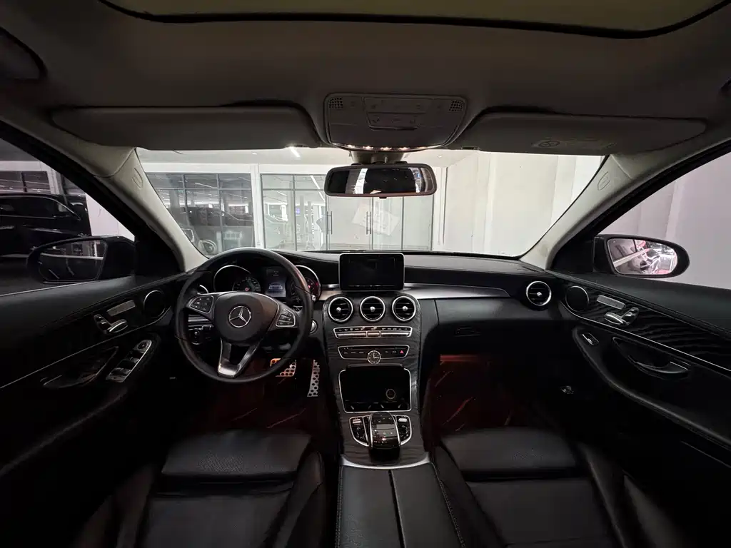Mercedes-Benz C-Class 2018