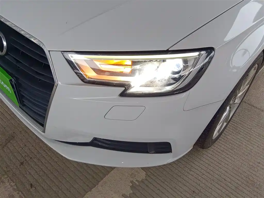 Audi A3 2018 — фото 24