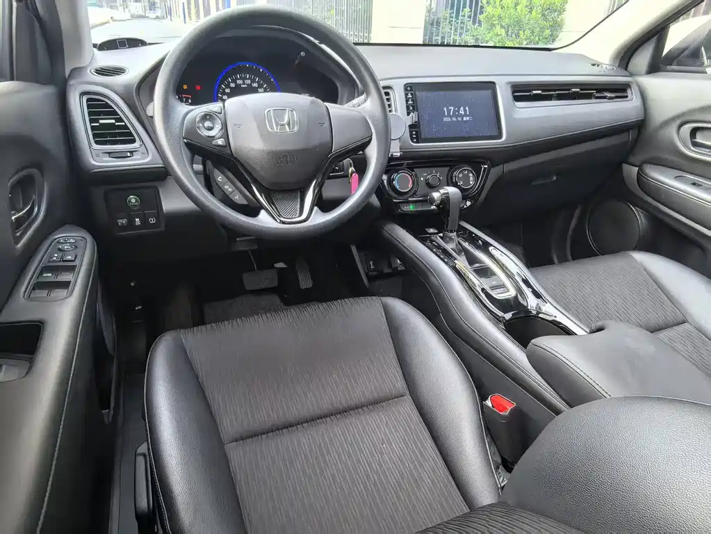 Honda Vezel 2020 — фото 10