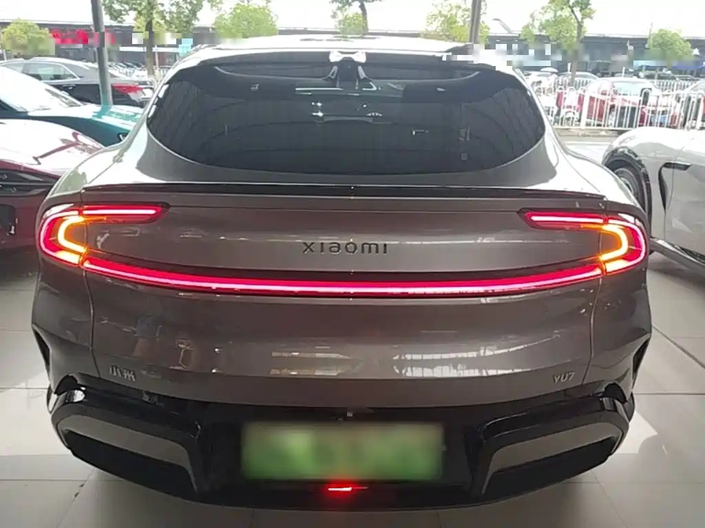 Xiaomi YU7 2025