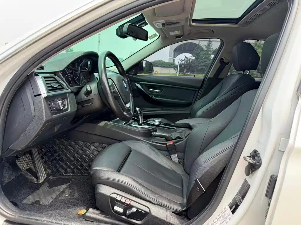 BMW 3 Series 2019