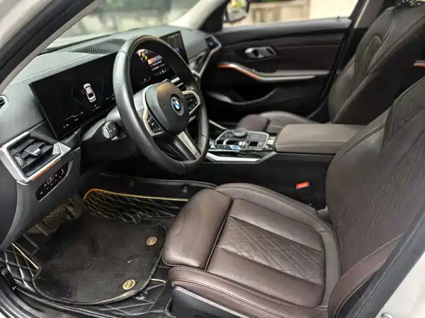 BMW i3 2024
