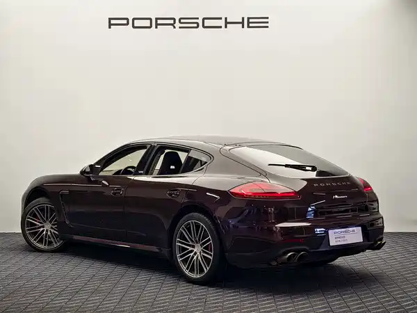 Porsche Panamera 2016