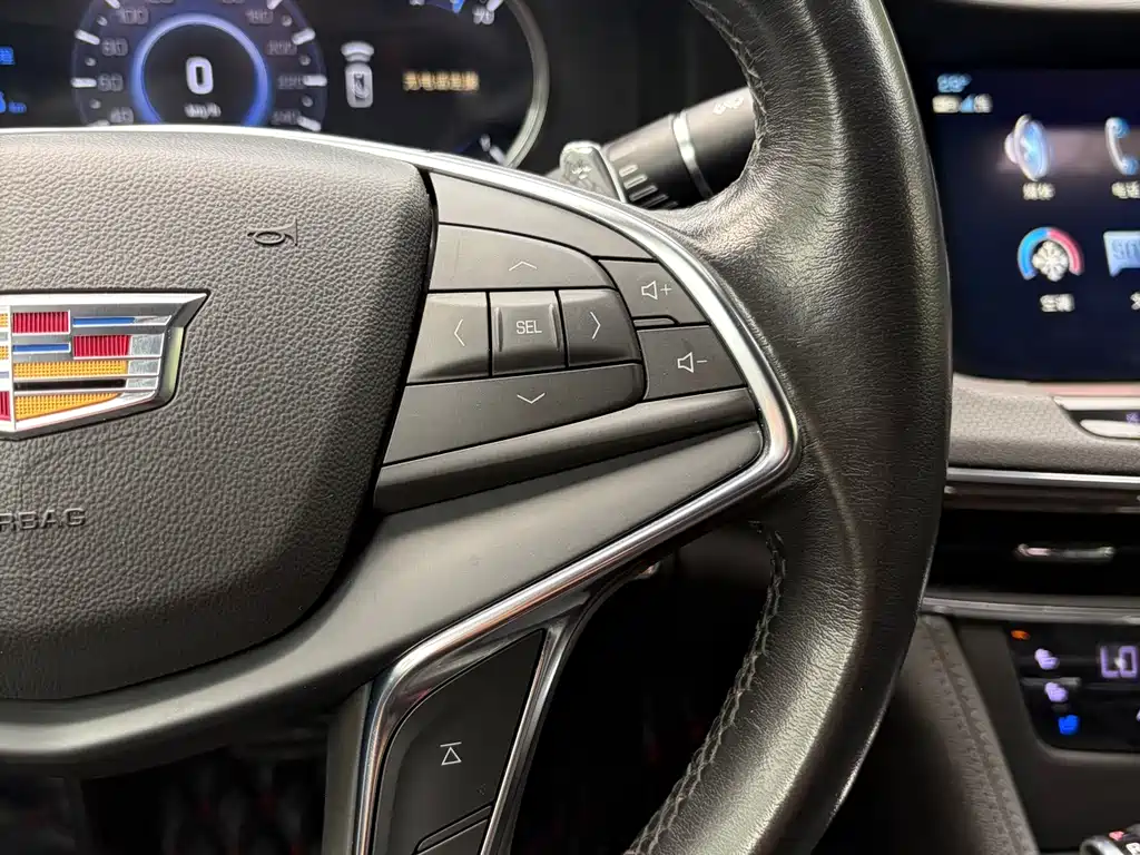 Cadillac CT6 2018 — фото 11