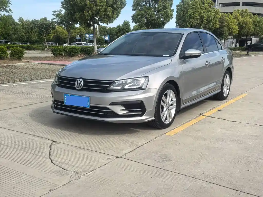 Volkswagen Sagitar 2018 — фото 1