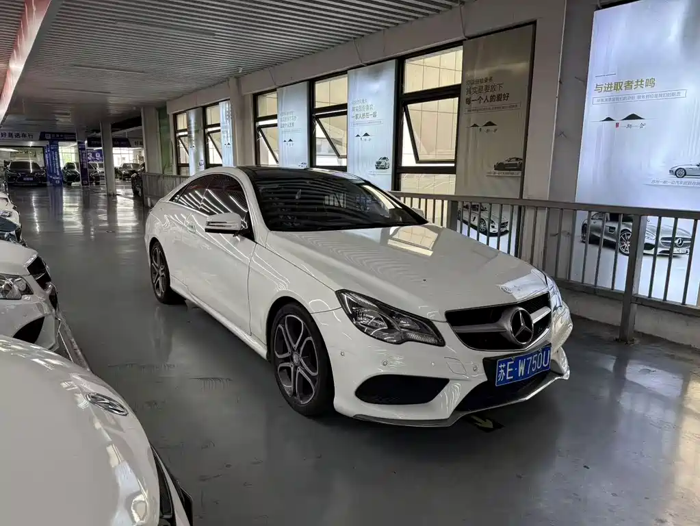 Mercedes-Benz E-Class 2015