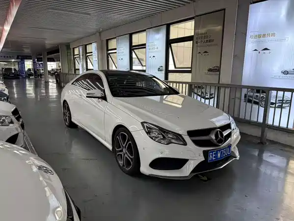 Mercedes-Benz E-Class 2015