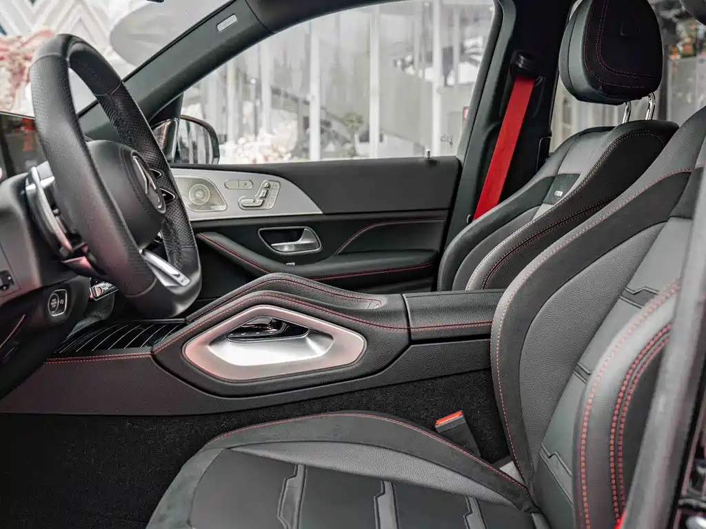 Mercedes-Benz GLE AMG 2024 — фото 11