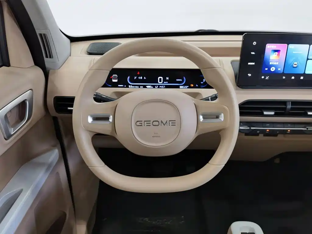 Geely Galaxy Panda 2025 — фото 11