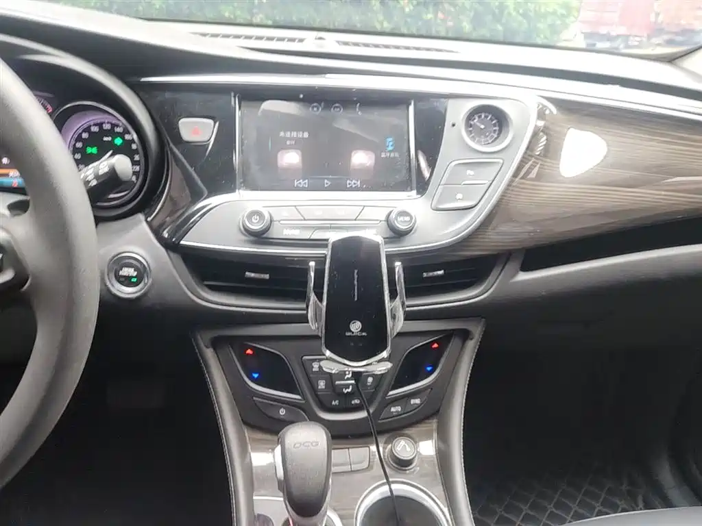 Buick Envision Plus 2019 — фото 13