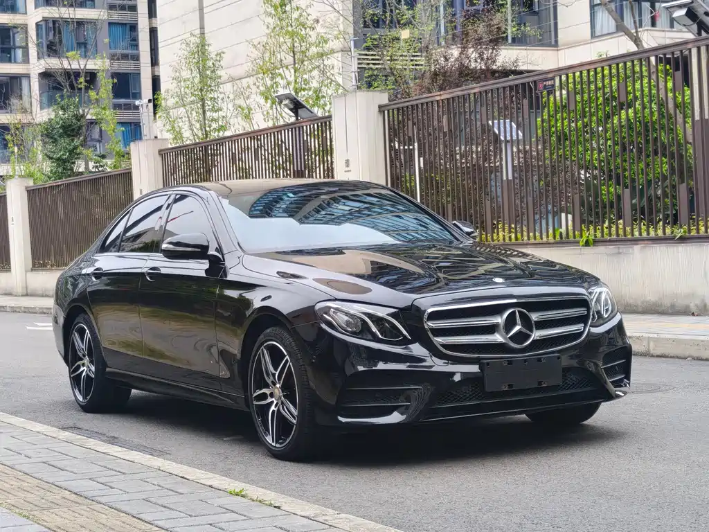 Mercedes-Benz E-Class 2017 — фото 3