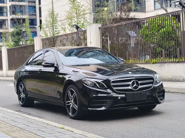 Mercedes-Benz E-Class 2017