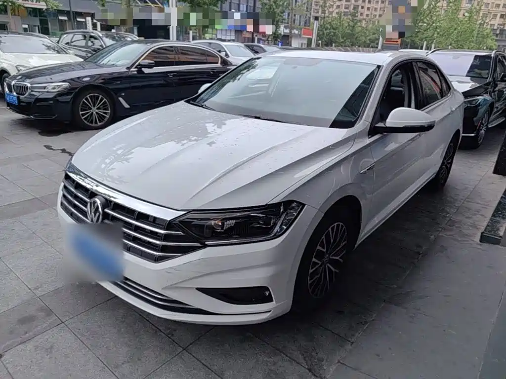 Volkswagen Sagitar 2020