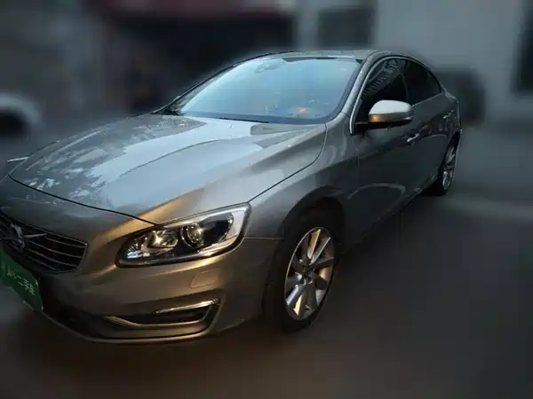 Volvo S60 2015