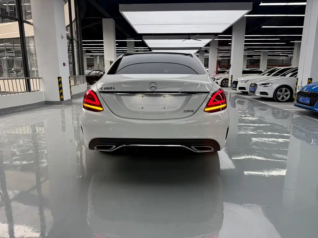 Mercedes-Benz C-Class 2020 — фото 16