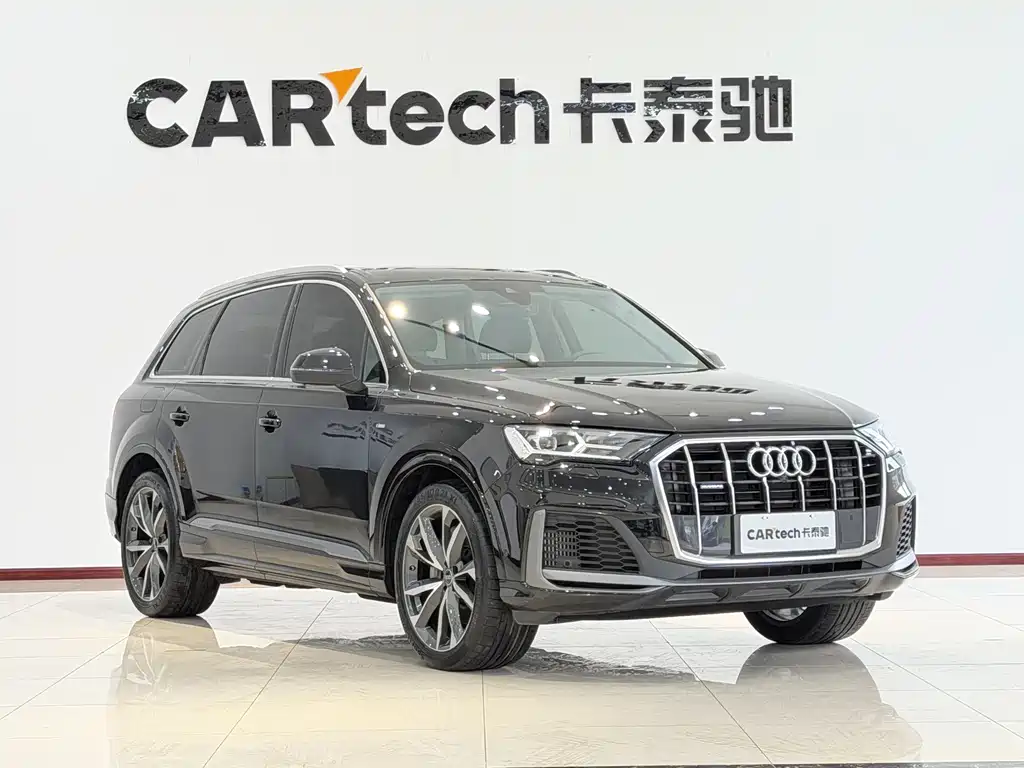 Audi Q7 2023 — фото 3