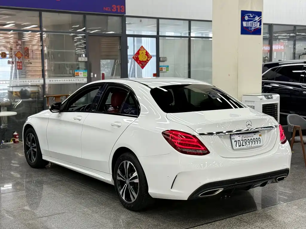 Mercedes-Benz C-Class 2017 — фото 13