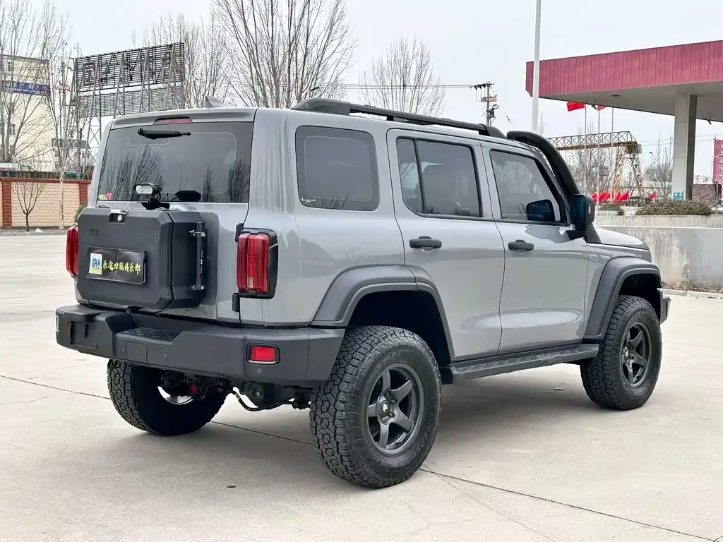 Tank 300 2022