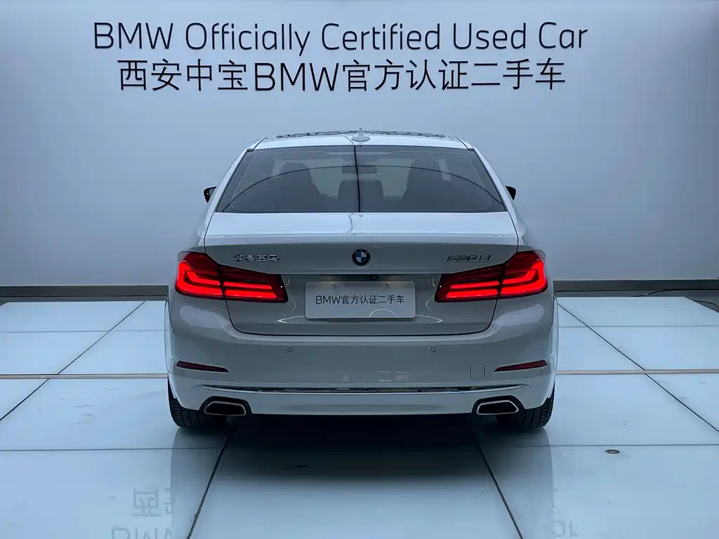 BMW 5 Series 2019 — фото 4
