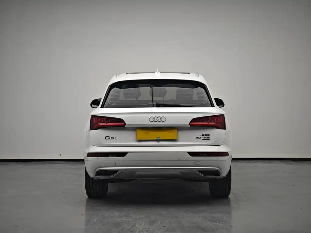 Audi Q5L 2019 — фото 5