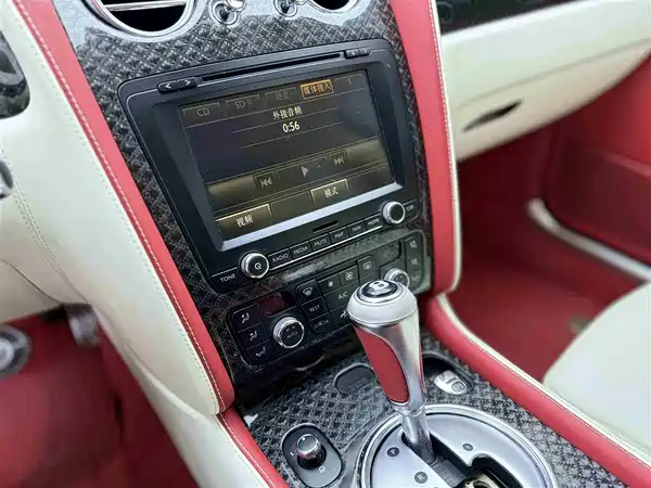 Bentley Flying Spur 2012