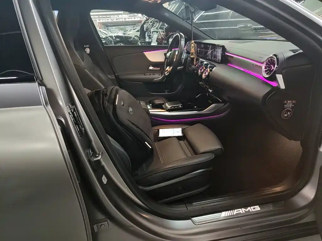 Mercedes-Benz A-Class AMG 2021 — фото 20