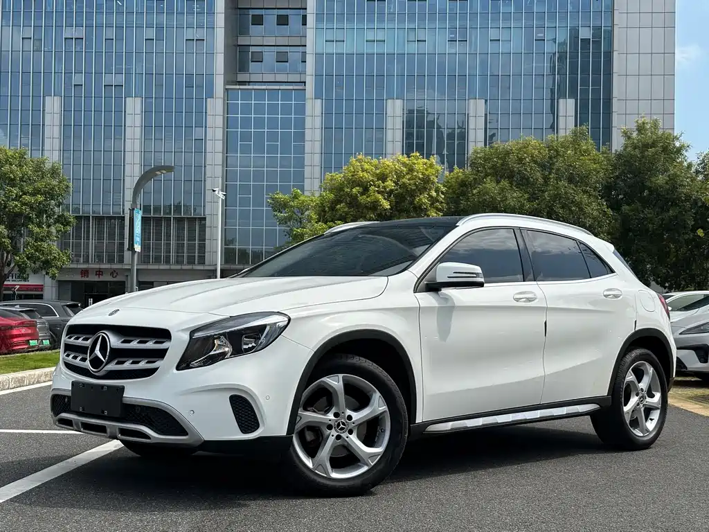 Mercedes-Benz GLA 2019 — фото 1
