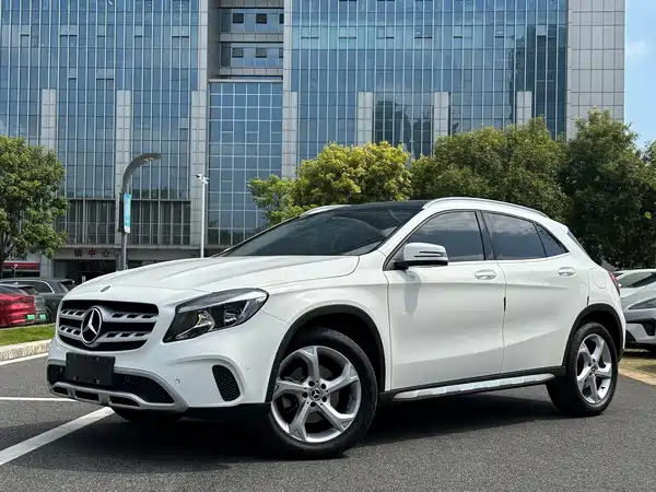 Mercedes-Benz GLA 2019
