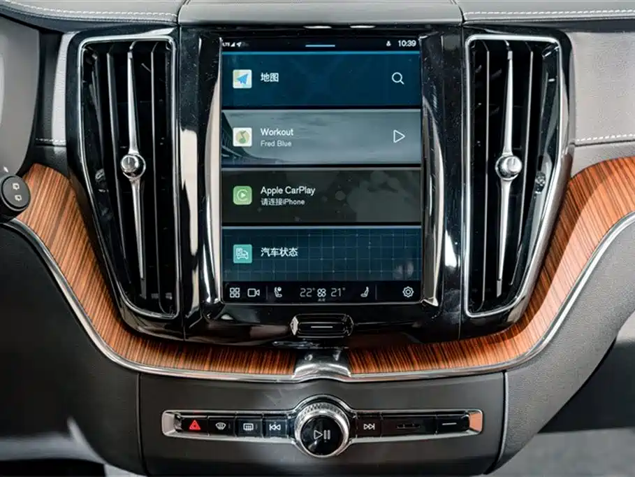 Volvo XC60 2025 — фото 12
